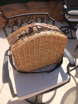 Picnic basket 18x20