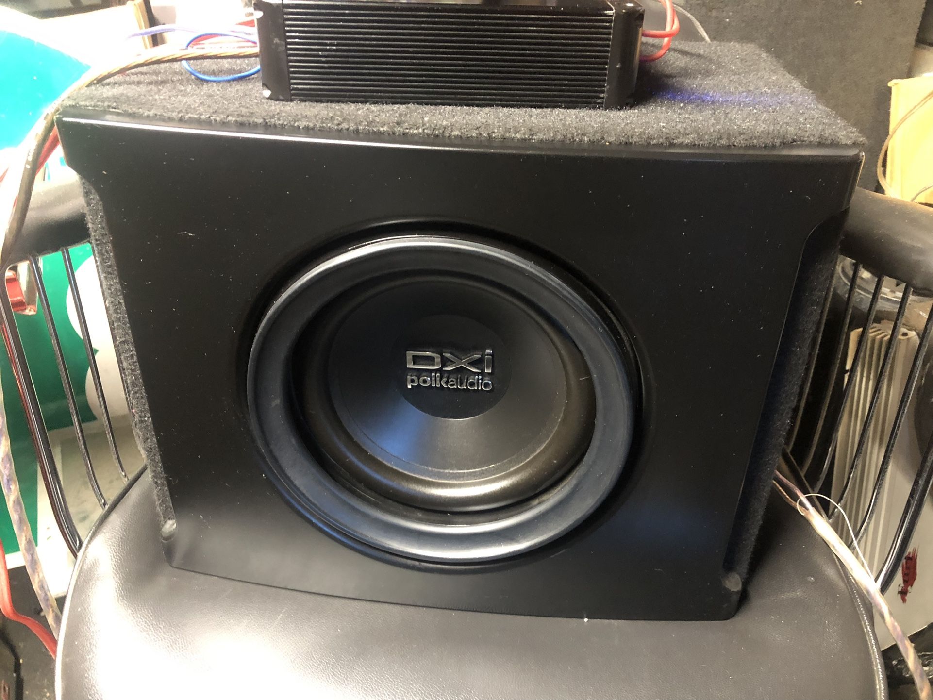 Polk Audio DXi 108 Ported enclosure with one DXi Series