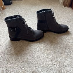 Crown Vintage Gray Boots