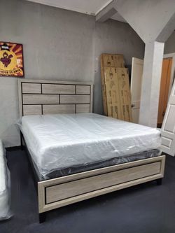 Queen size bed