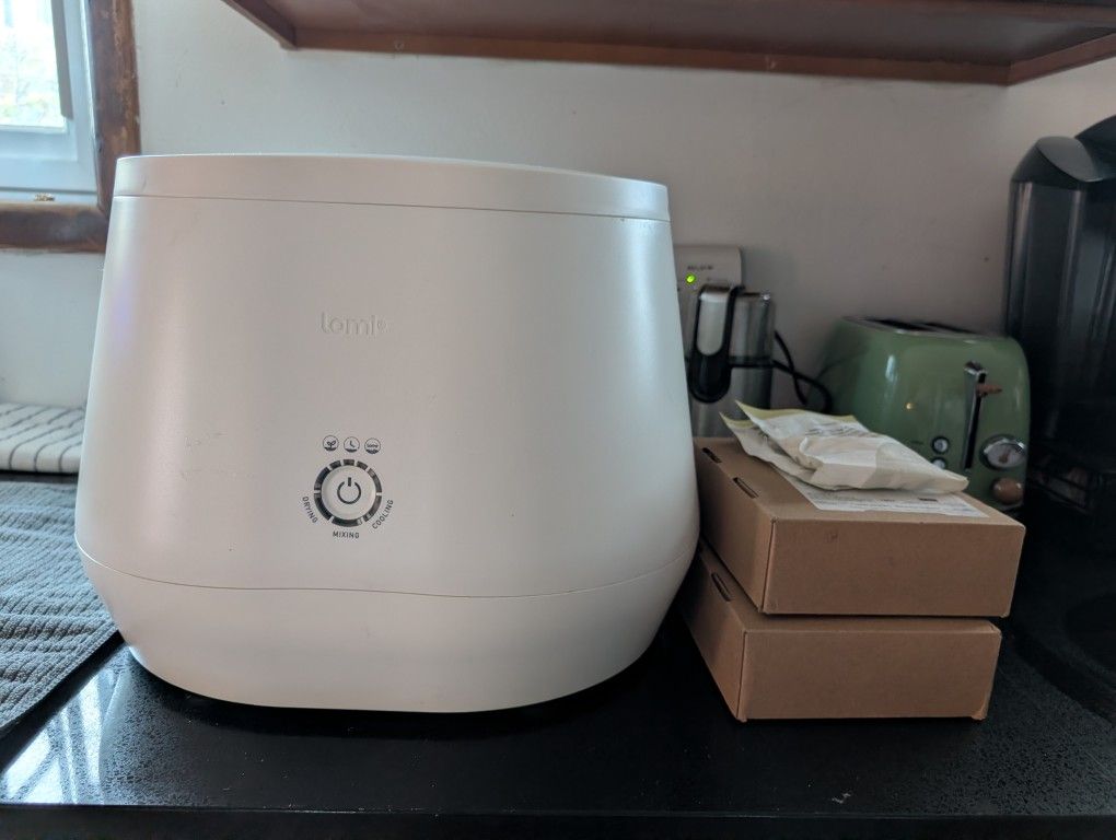 Lomi Gen 1, Used In Good Condition With Supplies, $80 obo