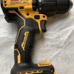 DEWALT ATOMIC 20V MAX Cordless Brushless Compact 1/2 in. Hammer Drill (Tool Only)