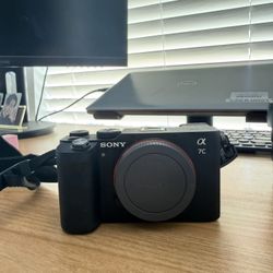 Sony a7C Camera + 35mm + 85mm Full Frame Kit