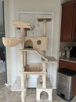 Cat tree tower
