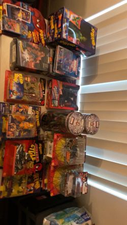 All Spider-Man action figures trying to sell together