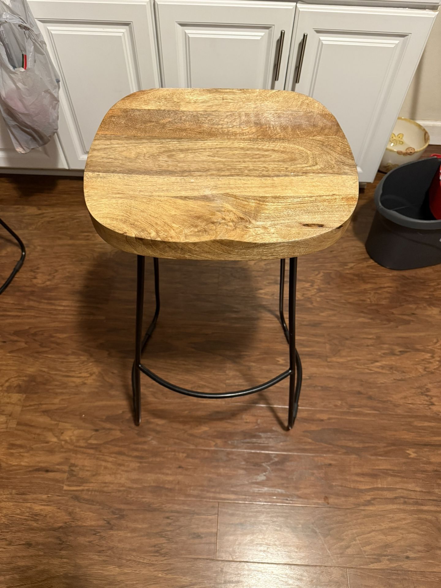 4 Bar Stools