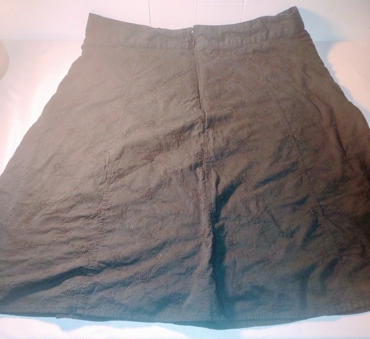 Woman's Skirt