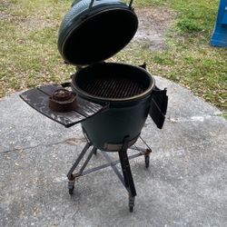 Large Green Egg On Wheels 