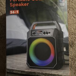 Portable Outdoor Speaker With Karaoke Built-In