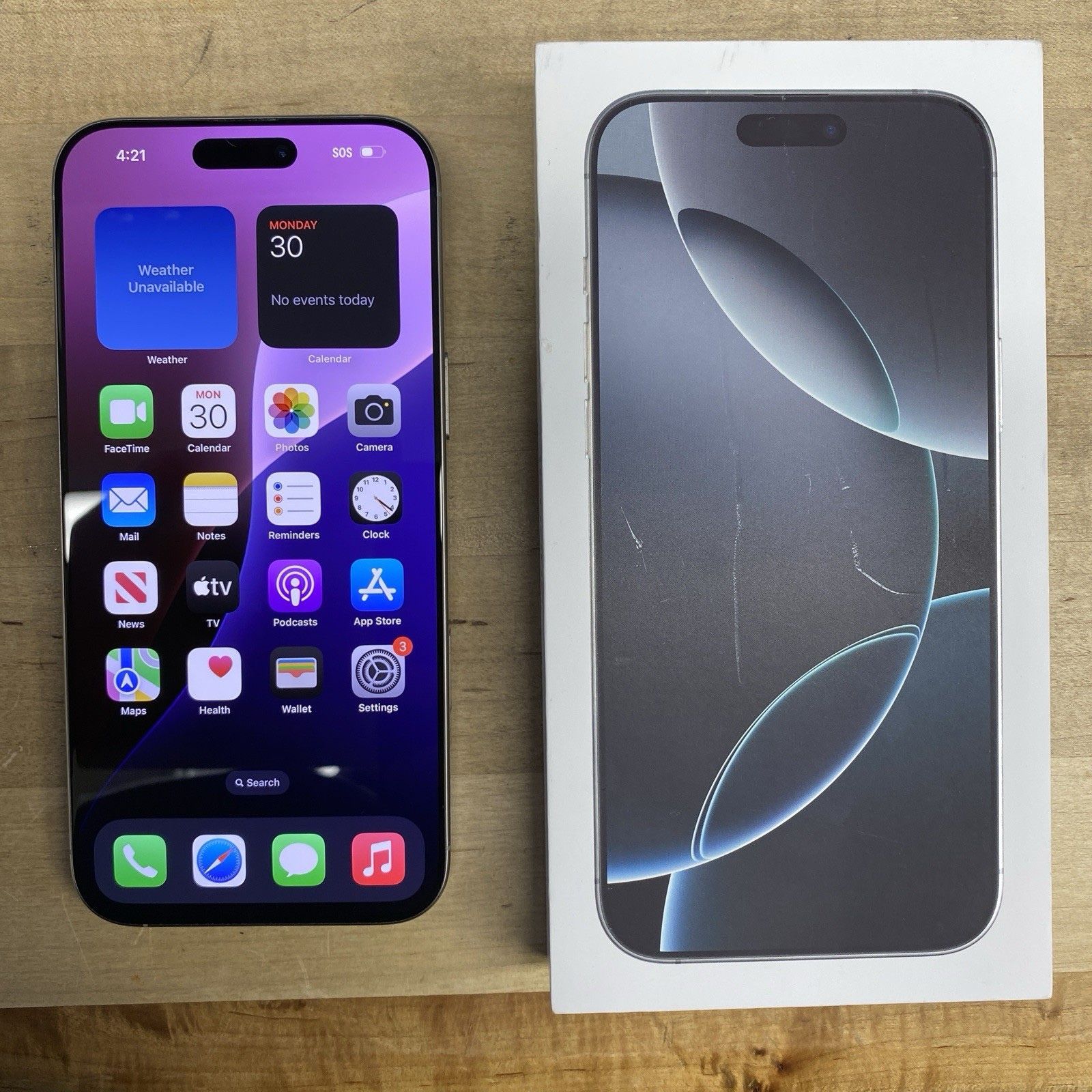 iPhone 16 Pro Max 256 GB UNlocked