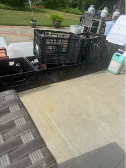 Plastic durable crates