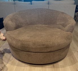 Large Round Swivel Accent Chair