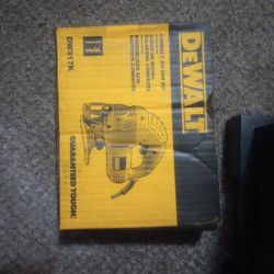 DeWalt Jig Saw Kit 