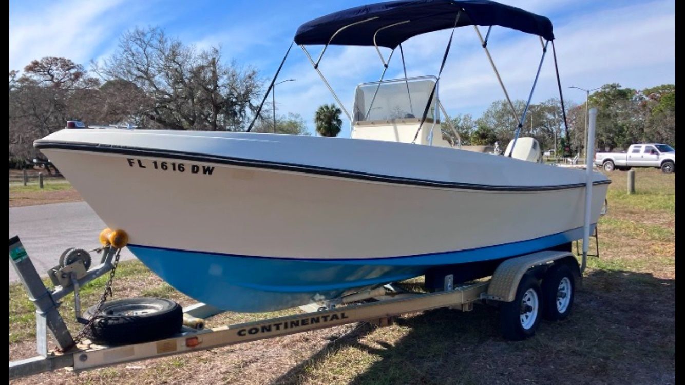 20’ Aquasport Deep Vee Center Console