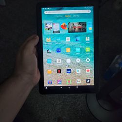 Fire HD 10 Plus tablet, 10.1", 1080p Full HD, 32 GB, latest model (2021 release), Slate


