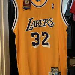 Adidas Hardwood Classic Magic Johnson Jersey 
