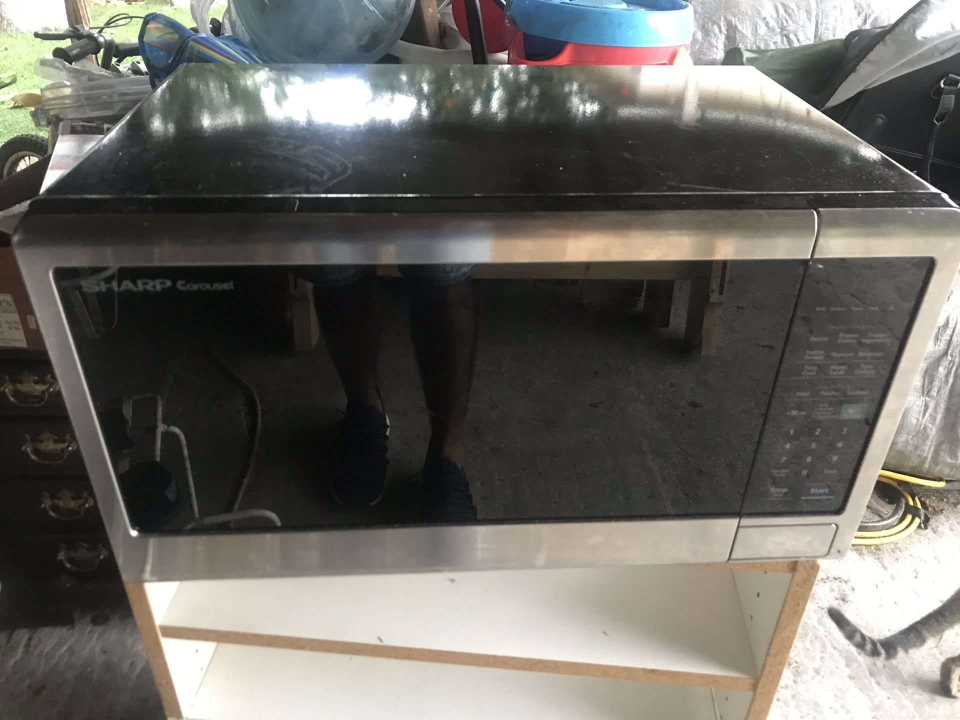 SHARP MICROWAVE 1000W