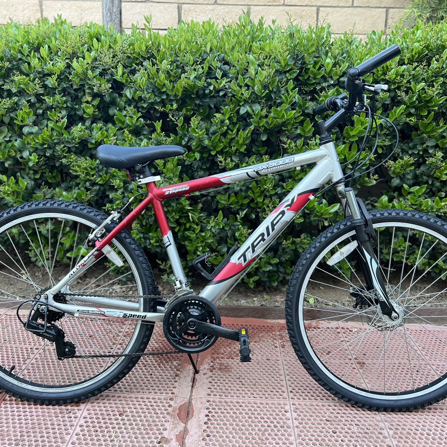 Triax VBX3000 21 Speed 26 Mountain Bike for Sale in Perris CA OfferUp