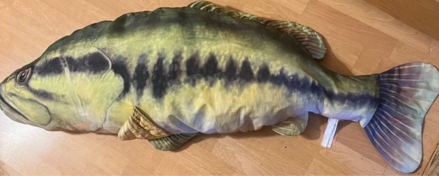 Large fish pillow