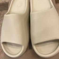 Yeezy Slide Adidas 