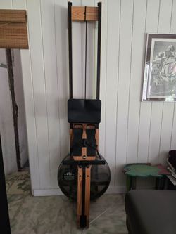 WaterRower Solid Wood Rowing Machine – Stores Upright