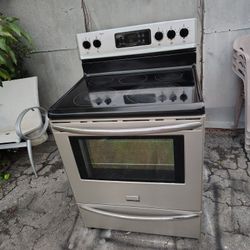 Frigidaire Gallery Stove Stainless Steel Glass Top 