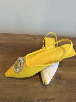 NEW Jewel Embellished Flats - Sz 10