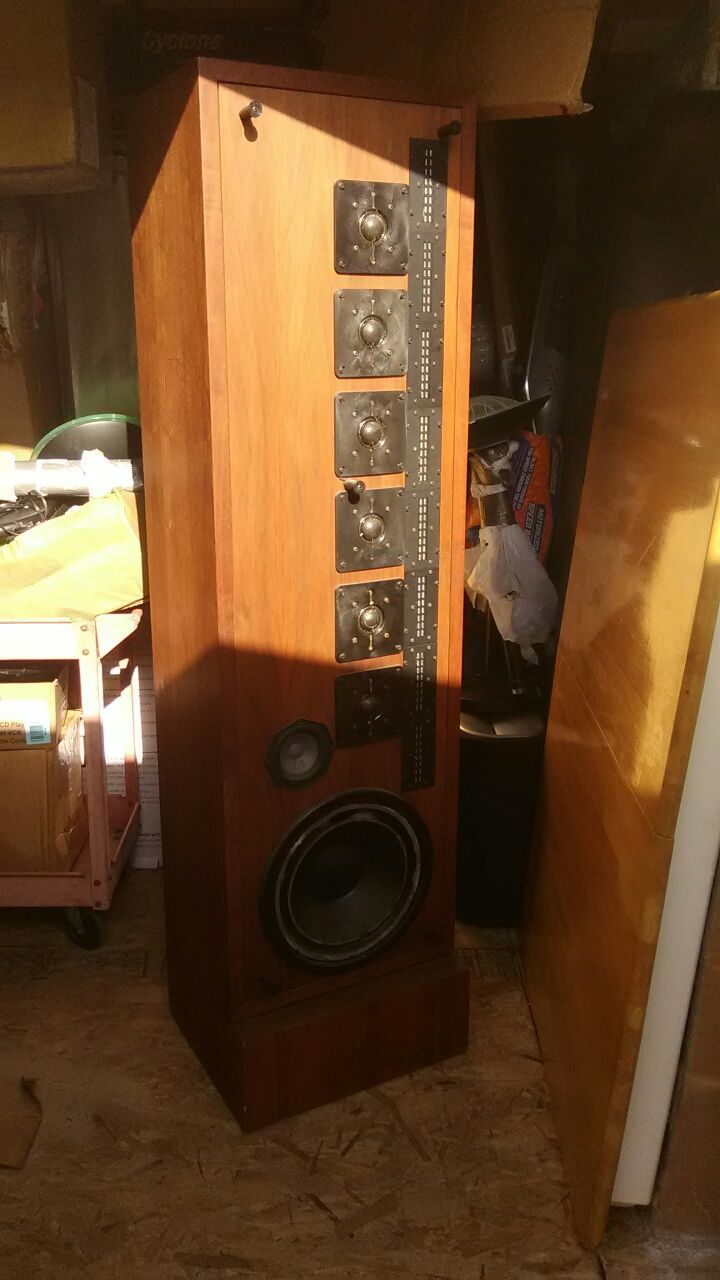 Sneakers Infinity qls 1 Innovative speaker system from the seventies Real Walnut now sell for $2,600 a steal at $400 each