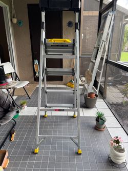 5.5 ft. Aluminum Dual Platform Heavy-Duty Ladder with Project Bucket(10 ft. Reach), 300 lb. Capacity Type IA