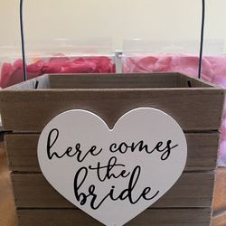 Flower Girl Box With Handle And Fake Rose Petals