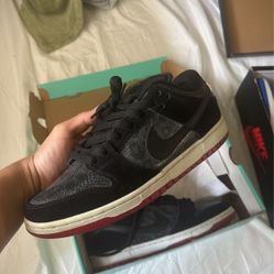 Nike Dunk Sb Snake Eyes