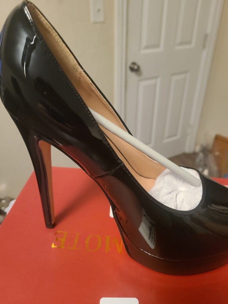 Sexy Size 8.5 Heels
