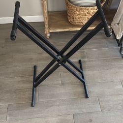 Piano X-stand