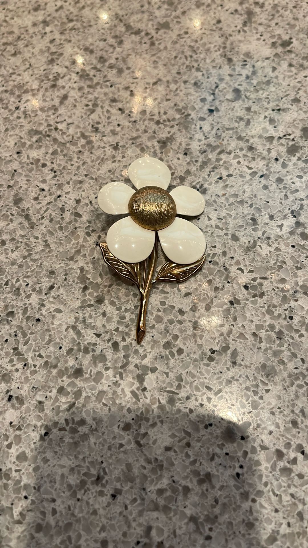 Sarah Co Flower Brooch
