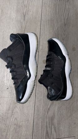 Jordan 11 low space jam