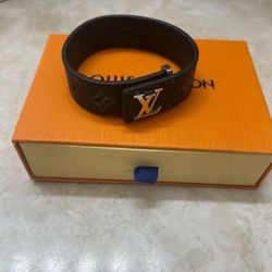 Slim Bracelet