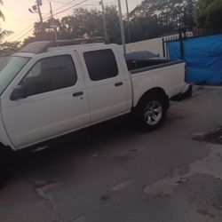2003 Nissan Frontier 
