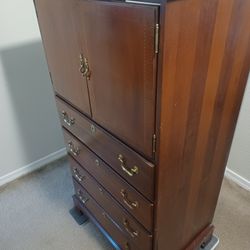 Mahogany Dresser Chest Of Drawers