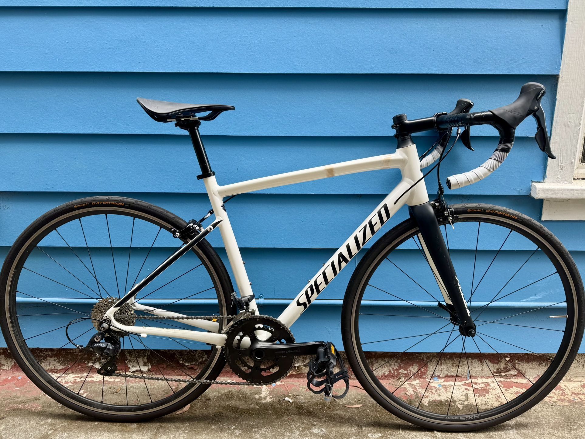 Bicycle Specialised Allez Sport 2020 Shimano Allez E5 Sport Review