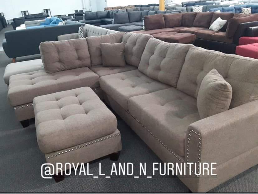 Sectional sofa set with ottoman