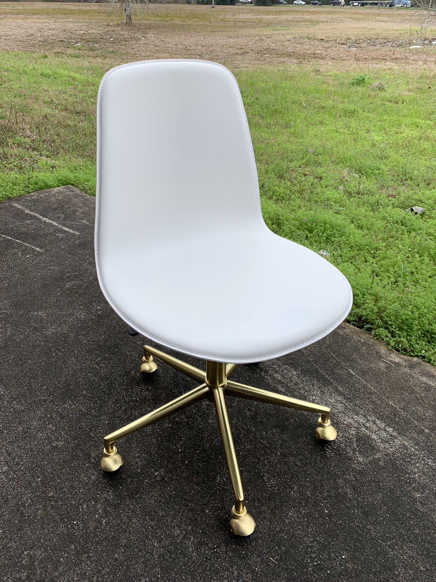 Beautiful white leather desk chairs with gold legs rolling