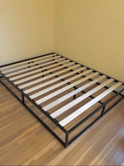 Queen size metal LOW platform bed frame * willing 2 deliver *