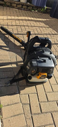 Backpack leafblower.   Doesn't turn on.   Selling as is