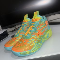 Lámelo Ball Shoes