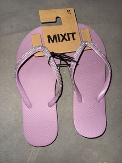 New Women’s Sandals 