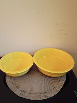 Fiesta Ware Bowls 10.5"DX3"H, 8.5"DX3"H, Daffodil Yellow Homer Laughlin USA