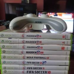 250GB XBOX FUTBOL-FOOTBALL BUNDLE WITH 22" SAMSUNG 1080P TV WITH ROKU STREAMING STICK AND REMOTES $300 FINAL PRICE 