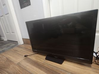 32" TV