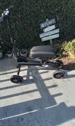 Vita Sophy Knee Walker/Scooter