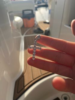 925 Real Silver Cross Pendant with moissanite